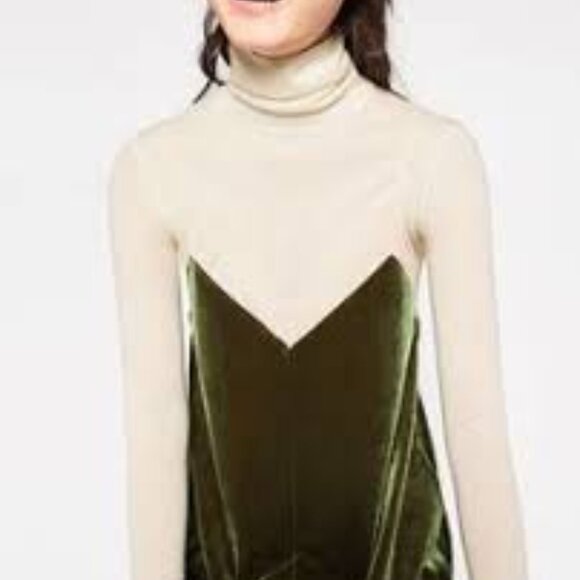 NWOT Green Velvet Midi Dress with Mesh Trim Detail - Picture 8 of 13